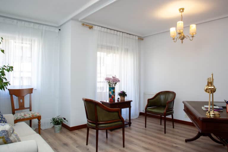 001 Jose Antonio 091224 768x512