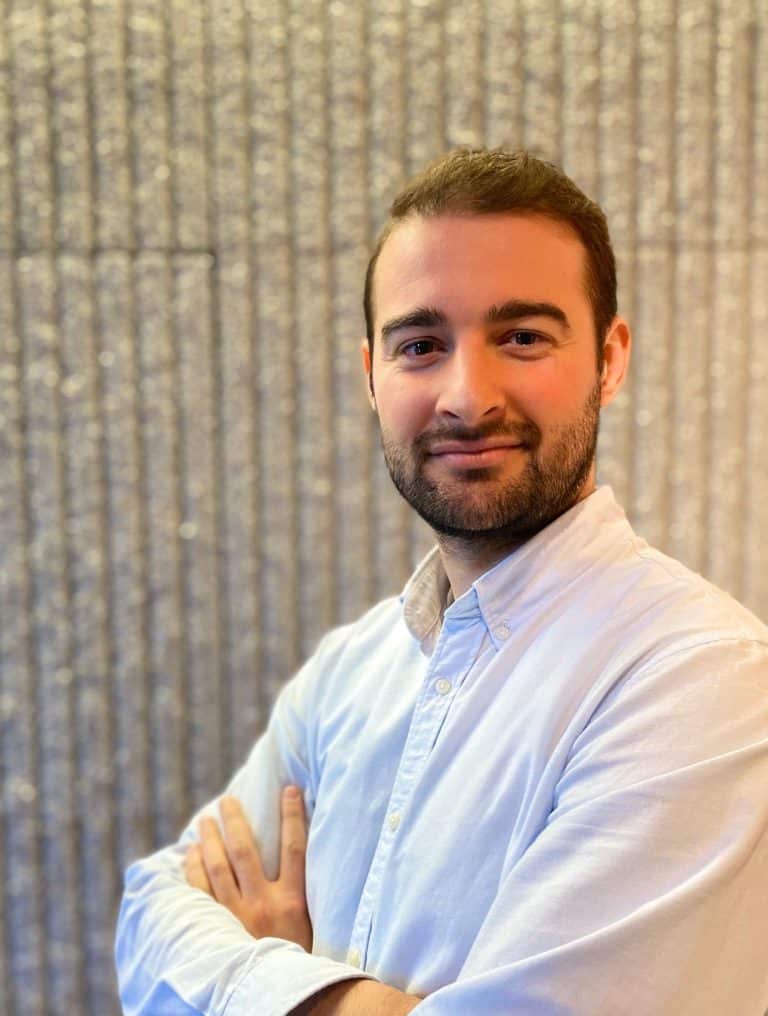 Foto Enrique Jimenez 768x1016